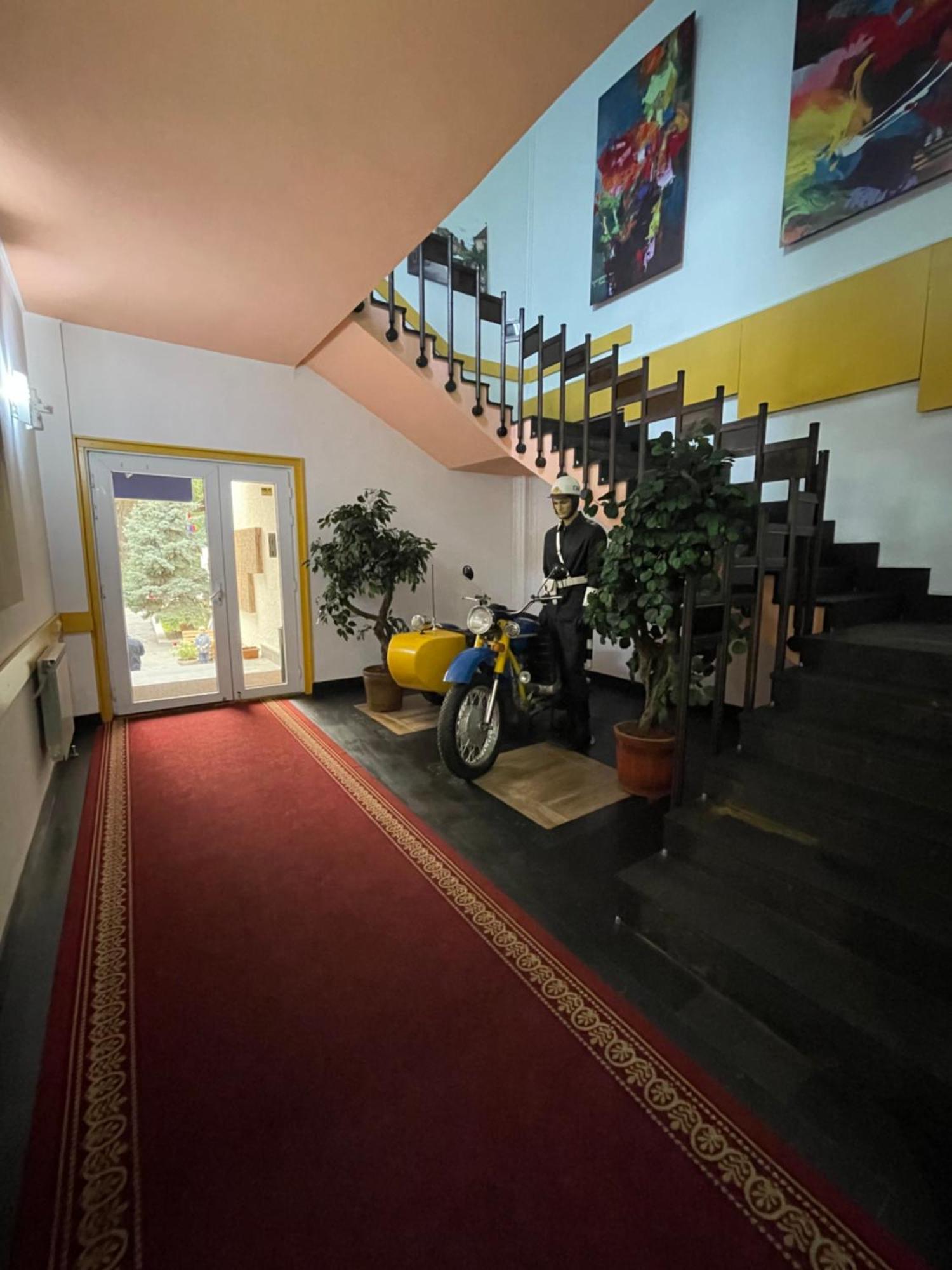No Problem Hotel Erevan Exterior foto
