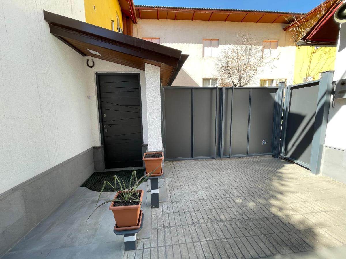 No Problem Hotel Erevan Exterior foto