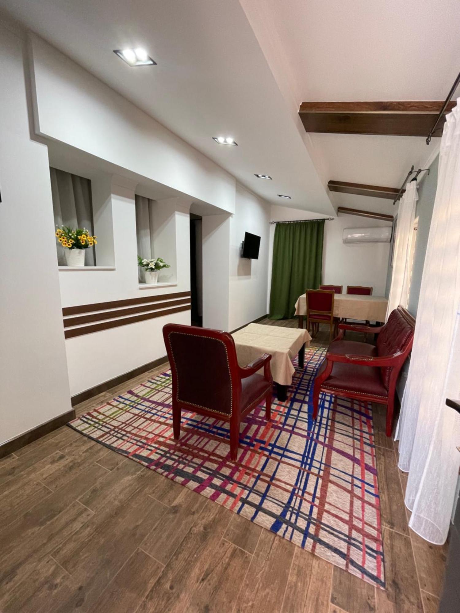 No Problem Hotel Erevan Exterior foto