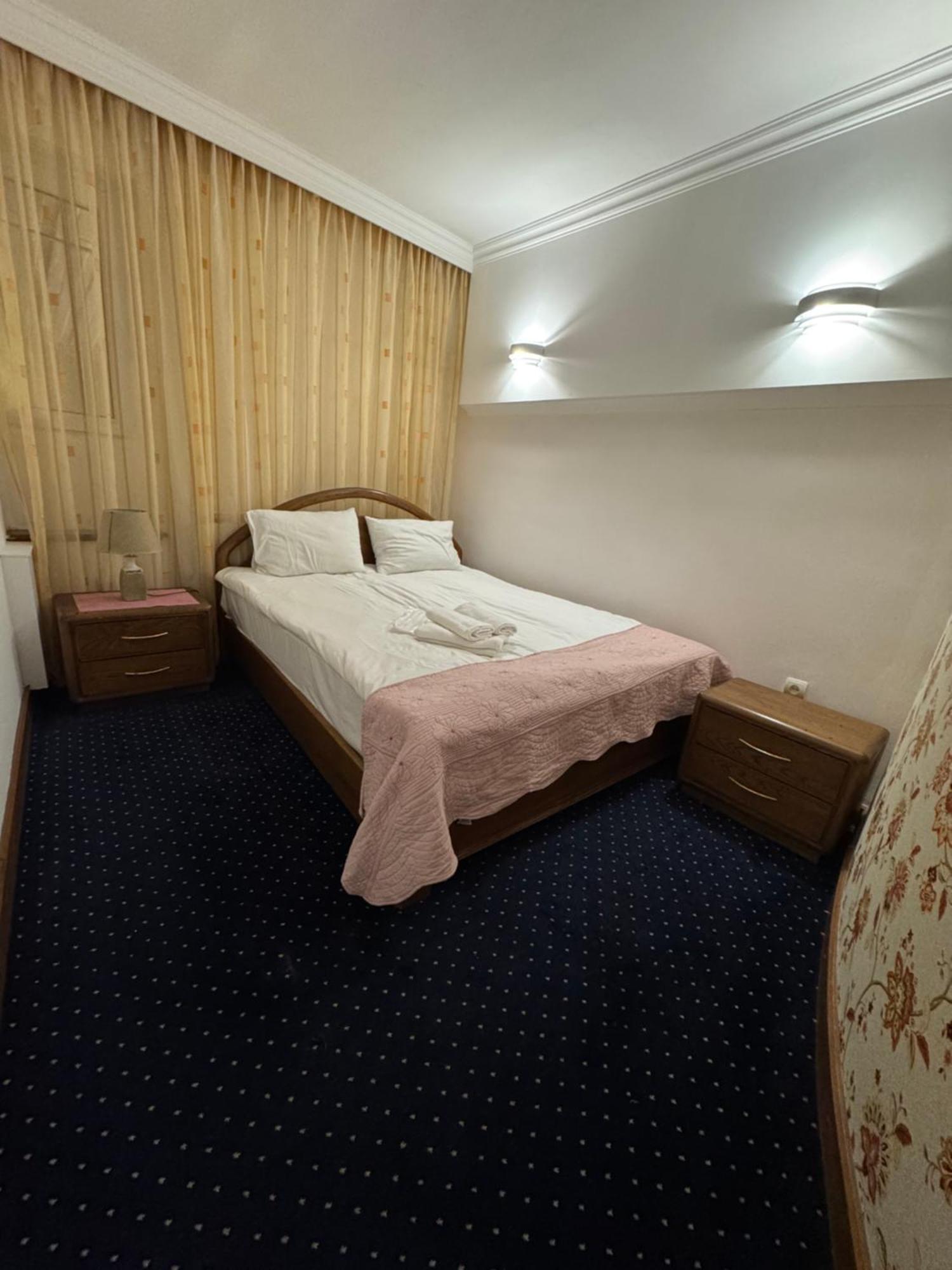 No Problem Hotel Erevan Exterior foto